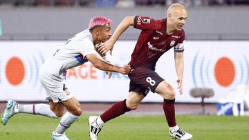 diperkuat-iniesta,-vissel-kobe-dihajar-barcelona