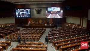 fraksi-nasdem-di-dpr-soal-usulan-periksa-jokowi:-lihat-saja-nanti