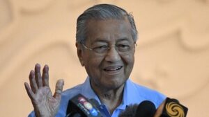 mahathir-ogah-ikut-pemilu-negara-bagian-malaysia:-sudah-tua-dan-pikun