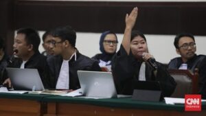 sidang-haris-azhar-diwarnai-debat-panas-soal-kerugian-materiel-luhut