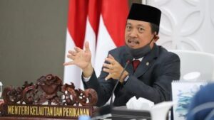 menteri-kkp-bantah-ekspor-pasir-dibuka-demi-investasi-singapura-di-ikn