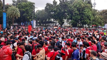 riuh-penonton-jelang-laga-indonesia-vs-argentina-di-gbk