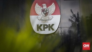 survei:-tren-kepercayaan-publik-ke-kpk-belum-pulih-sejak-melorot-2020