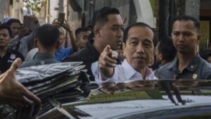 survei:-mayoritas-warga-tak-ingin-jokowi-cawe-cawe-pilpres-2024