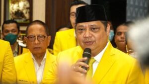 airlangga-dan-para-elite-beringin-di-pusaran-kursi-ketum-golkar