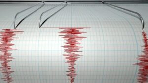 china-diguncang-gempa-m-5,4,-10-orang-tewas-dan-bangunan-runtuh