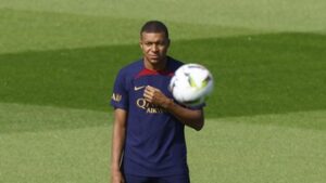 ‘pada-akhirnya-mbappe-akan-tetap-ke-real-madrid’