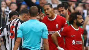 van-dijk-didakwa-fa-usai-dikartu-merah-lawan-newcastle