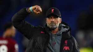 flick-dipecat,-klopp-dikejar?