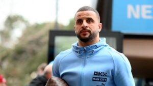 kyle-walker-resmi-bertahan-di-man-city-hingga-2026