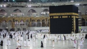 kemenag-ungkap-risiko-umrah-backpacker:-jamaah-bisa-telantar