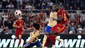 as-roma-vs-servette:-lukaku-cetak-gol,-giallorossi-menang-telak-4-0