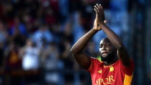 romelu-lukaku-mantap-ke-as-roma-berkat-radja-nainggolan