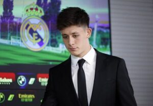 bukan-bellingham,-ini-anak-muda-madrid-yang-dipuji-kroos