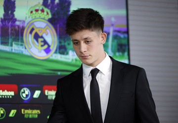 bukan-bellingham,-ini-anak-muda-madrid-yang-dipuji-kroos