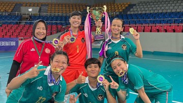 sikat-filipina,-timnas-futsal-putri-indonesia-juara-turnamen-invitasi