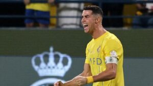 al-nassr-vs-al-duhail:-cristiano-ronaldo-gacor,-timnya-menang-4-3