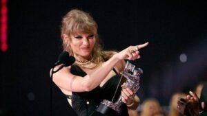 taylor-swift-kini-dinyatakan-jadi-miliarder