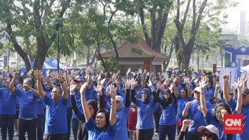 ratusan-orang-ikut-start-run-hingga-zumba-di-world-stroke-day-2023