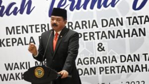 menteri-atr-kukuh-tolak-perpanjang-hgb-pontjo-sutowo-di-hotel-sultan