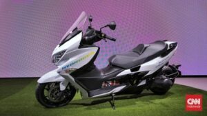 suzuki-bikin-melar-skutik-burgman-400-demi-jadi-motor-hidrogen