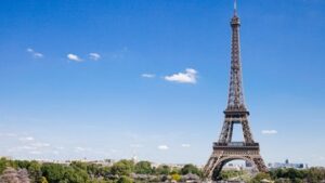 benarkah-ukuran-menara-eiffel-di-paris-berubah?