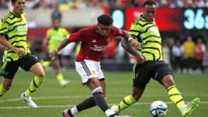 jadon-sancho-‘ditendang’-dari-grup-wa-man-utd