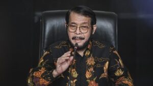 ramai-ramai-desak-anwar-usman-mundur-dari-mk