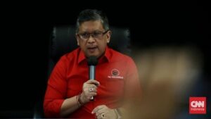 hasto-minta-bobby-mundur-dari-pdip-usai-dukung-prabowo-gibran