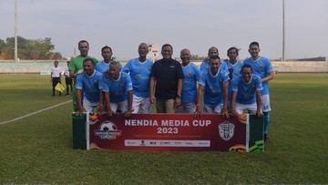 legenda-timnas-indonesia-tampil-di-nendia-media-cup-2023