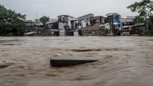 pemprov-dki-turunkan-asn-se-jakarta-kerja-bakti-antisipasi-banjir