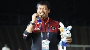 indra-sjafri:-indonesia-main-di-piala-dunia-u-17-dulu,-u-20-kemudian