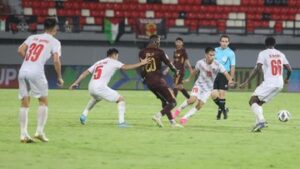 psm-makassar-vs-hai-phong-selesai-1-1