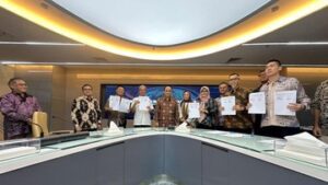 kominfo-gandeng-kejagung-lanjutkan-kontrak-proyek-bts-4g-di-daerah-3t