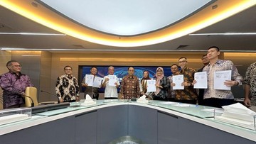 kominfo-gandeng-kejagung-lanjutkan-kontrak-proyek-bts-4g-di-daerah-3t