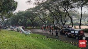 kemenhub:-pesawat-jatuh-di-bsd-city-berisi-pilot,-teknisi-dan-penumpang