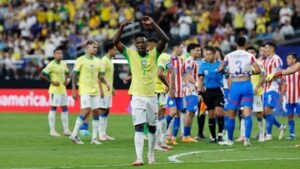 vinicius-brace,-brasil-sungkurkan-paraguay-4-1