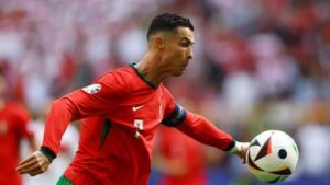 ronaldo-bisa-jadi-cadangan-di-16-besar-karena-statistik-jeblok