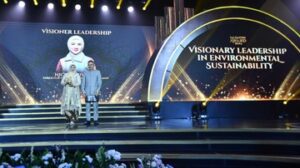 dirut-pertamina-pemimpin-visioner,-raih-kartini-awards-2024