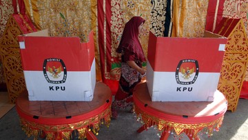 kpu-gelar-rapat-pleno-rekapitulasi-psu-dpd-sumbar-2-hari-lagi