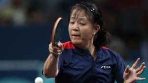 wow!-atlet-ini-debut-di-olimpiade-2024-pada-usia-58-tahun