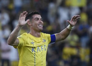 cristiano-ronaldo-mau-pensiun-di-al-nassr