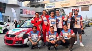 tim-balap-indonesia-ini-tuntaskan-race-di-sirkuit-sepang